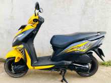 https://riyasewana.com/uploads/honda-dio-5702361374.jpg