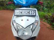 https://riyasewana.com/uploads/honda-dio-5852154062.jpg