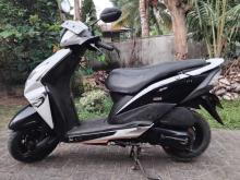 https://riyasewana.com/uploads/honda-dio-61123466656.jpg