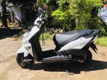 https://riyasewana.com/uploads/honda-dio-611543622503.jpg