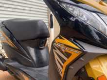 https://riyasewana.com/uploads/honda-dio-61235094172.jpg