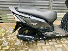 https://riyasewana.com/uploads/honda-dio-615525713823.jpg