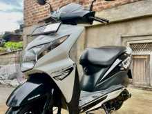 https://riyasewana.com/uploads/honda-dio-616192213872.jpg