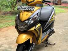 https://riyasewana.com/uploads/honda-dio-617141822462.jpg