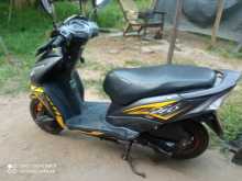 https://riyasewana.com/uploads/honda-dio-617450613774.jpg