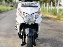 Honda DIO 2016 Motorbike