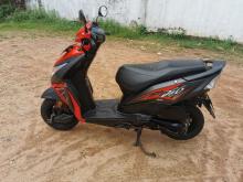 https://riyasewana.com/uploads/honda-dio-6855116595.jpg