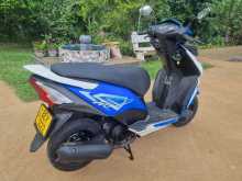 https://riyasewana.com/uploads/honda-dio-6951184303.jpg