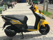 https://riyasewana.com/uploads/honda-dio-71432241185.jpg