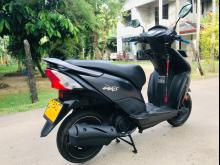 https://riyasewana.com/uploads/honda-dio-715171819485.jpg