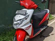 Honda DIO 2016 Motorbike
