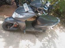 Honda Dio 2017 Motorbike