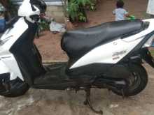 https://riyasewana.com/uploads/honda-dio-81435584452.jpg