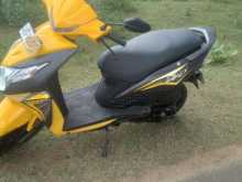 https://riyasewana.com/uploads/honda-dio-81650104012.jpg