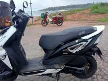 https://riyasewana.com/uploads/honda-dio-8613094872.jpg