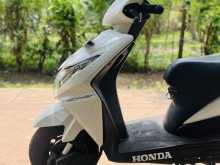 https://riyasewana.com/uploads/honda-dio-86534422513.jpg