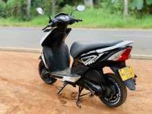 https://riyasewana.com/uploads/honda-dio-87302622693.jpg