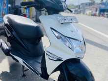 Honda Dio 2017 Motorbike