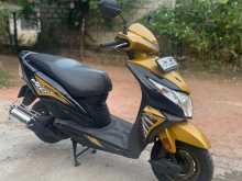 https://riyasewana.com/uploads/honda-dio-89363013552.jpg