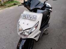 https://riyasewana.com/uploads/honda-dio-910024613333.jpg