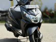 https://riyasewana.com/uploads/honda-dio-913253522162.jpg