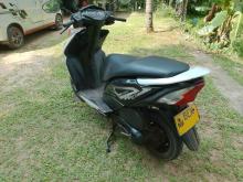 https://riyasewana.com/uploads/honda-dio-914295624242.jpg