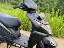 https://riyasewana.com/uploads/honda-dio-921424524461.jpg