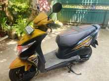 https://riyasewana.com/uploads/honda-dio-921471522842.jpg