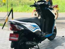 https://riyasewana.com/uploads/honda-dio-9903521386.jpg