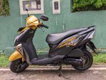https://riyasewana.com/uploads/honda-dio-dm-181007594972.jpg