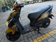https://riyasewana.com/uploads/honda-dio-dx-119504813383.jpg
