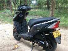 https://riyasewana.com/uploads/honda-dio-dx-1215315924574.jpg