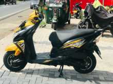https://riyasewana.com/uploads/honda-dio-dx-131804481563.jpg
