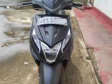 https://riyasewana.com/uploads/honda-dio-dx-141011224073.jpg