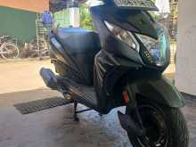 https://riyasewana.com/uploads/honda-dio-dx-17710334752.jpg
