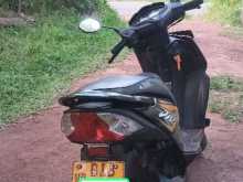 https://riyasewana.com/uploads/honda-dio-dx-221003014543.jpg