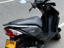 https://riyasewana.com/uploads/honda-dio-dx-246160413262.jpg