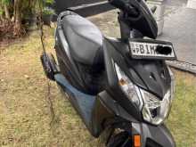 https://riyasewana.com/uploads/honda-dio-dx-2811202222752.jpg
