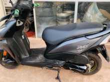 https://riyasewana.com/uploads/honda-dio-dx-3010425413833.jpg