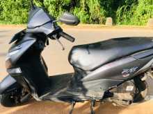 https://riyasewana.com/uploads/honda-dio-dx-3017270113143.jpg