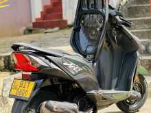 https://riyasewana.com/uploads/honda-dio-dx-319305622342.jpg