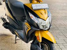 https://riyasewana.com/uploads/honda-dio-dx-39332924823.jpg