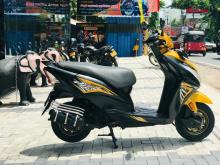 https://riyasewana.com/uploads/honda-dio-dx-41434428233.jpg