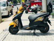 https://riyasewana.com/uploads/honda-dio-dx-41434428255.jpg