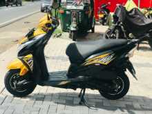 https://riyasewana.com/uploads/honda-dio-dx-71438021064.jpg