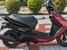 https://riyasewana.com/uploads/honda-dio-efi-16074113624.jpg