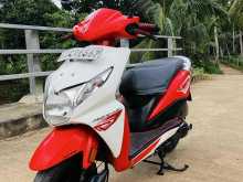 Honda DIO SCV 110 2015 Motorbike