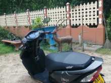 https://riyasewana.com/uploads/honda-dio-scv-323052913952.jpg