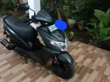 https://riyasewana.com/uploads/honda-dio-scv110-1422500113061.jpg