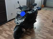 https://riyasewana.com/uploads/honda-dio-scv110-1422500113484.jpg